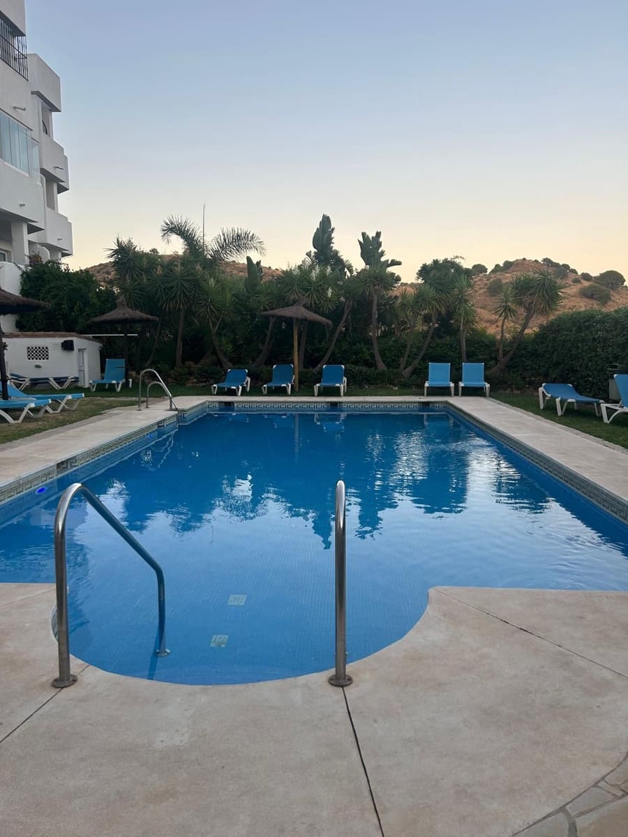 2 sovrum Lägenhet till salu i Mijas Costa med pool garage - 423 000 € (Ref: 9670783)