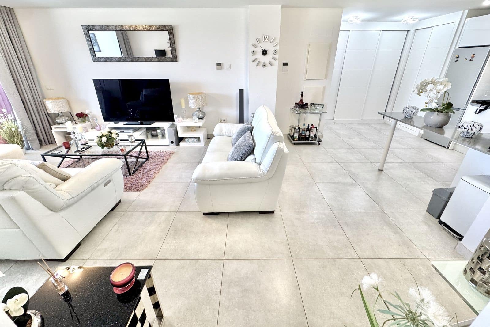 3 Zimmer Apartment zu verkaufen in La Cala de Mijas mit Pool - 499.000 € (Ref: 9670911)