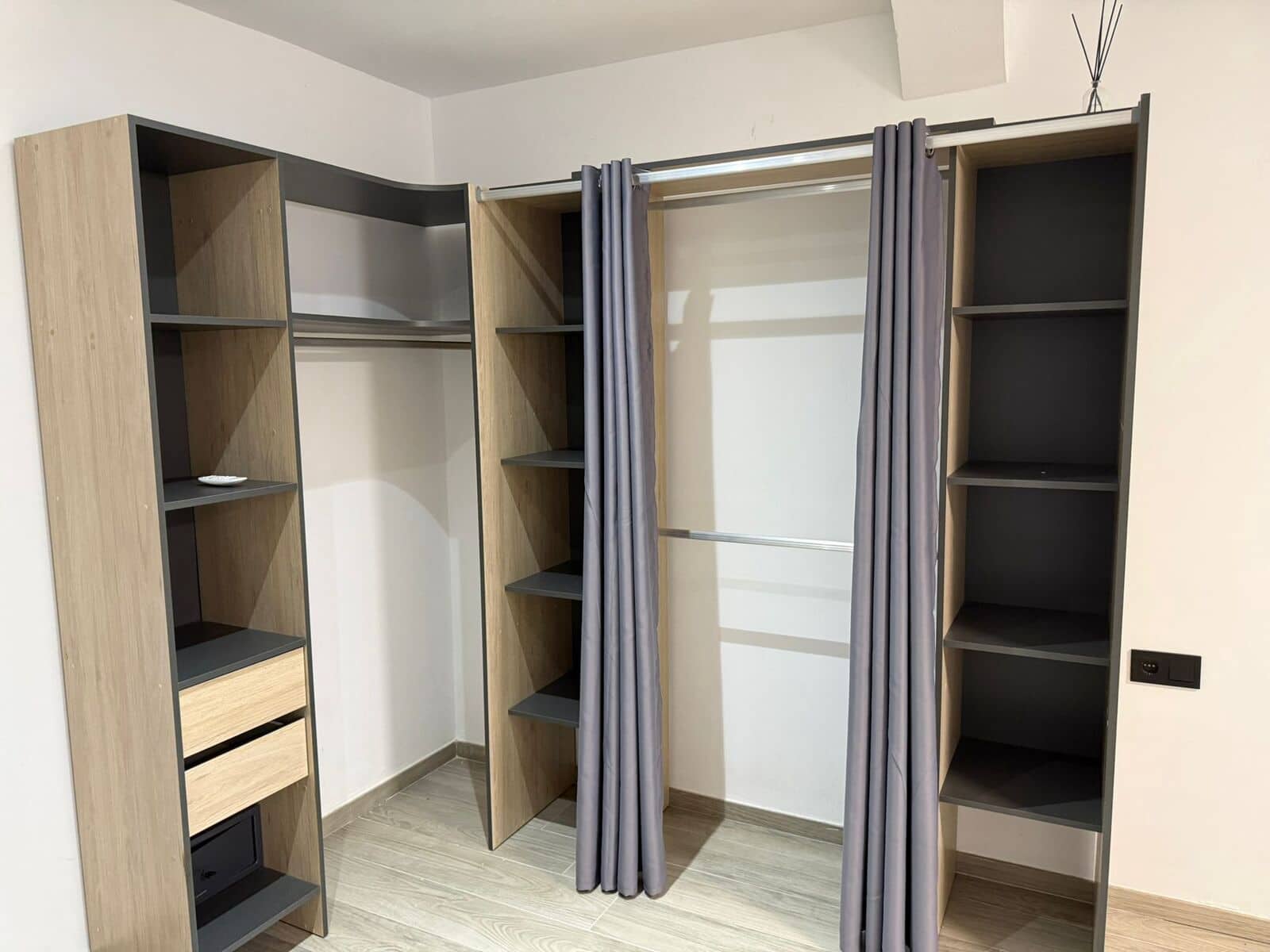 2 sypialnia Apartament na sprzedaż w Estepona z basenem - 259 000 € (Ref: 9670950)