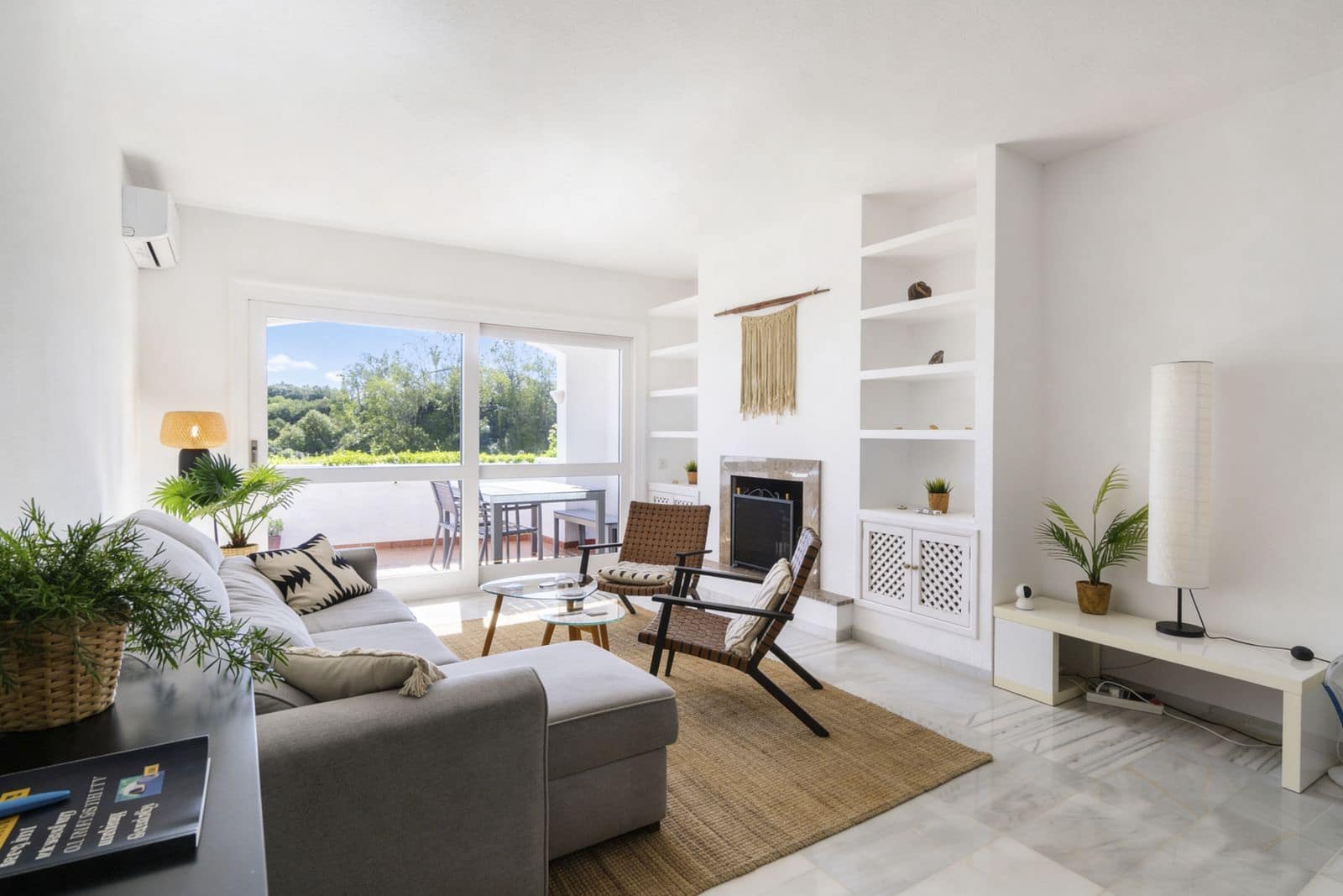 2 makuuhuone Huoneisto myytävänä paikassa Los Arqueros - 425 000 € (Ref: 9670954)