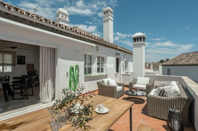 2 sypialnia Penthouse na sprzedaż w New Golden Mile, Estepona z basenem - 580 000 € (Ref: 9674540)