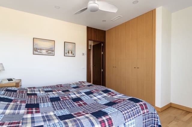 2 sovrum Lägenhet till salu i La Cala de Mijas, Mijas med pool garage - 359 000 € (Ref: 9674547)