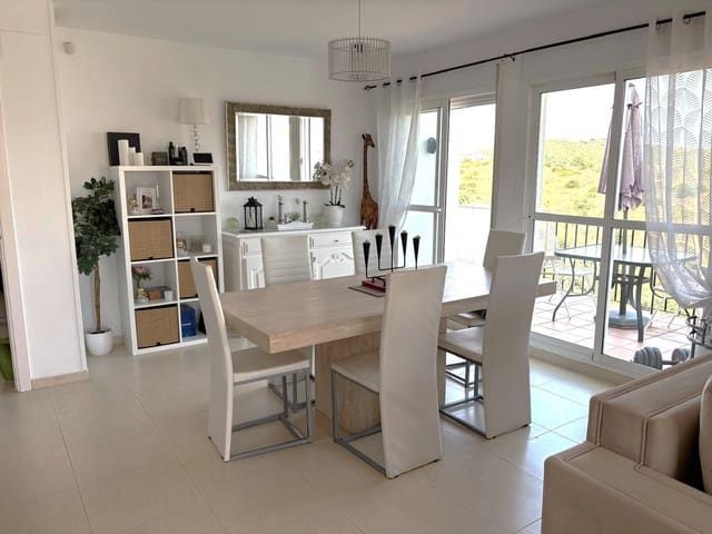 3 bedroom Apartment for sale in Miraflores, Málaga city with pool - € 375,000 (Ref: 9674549)