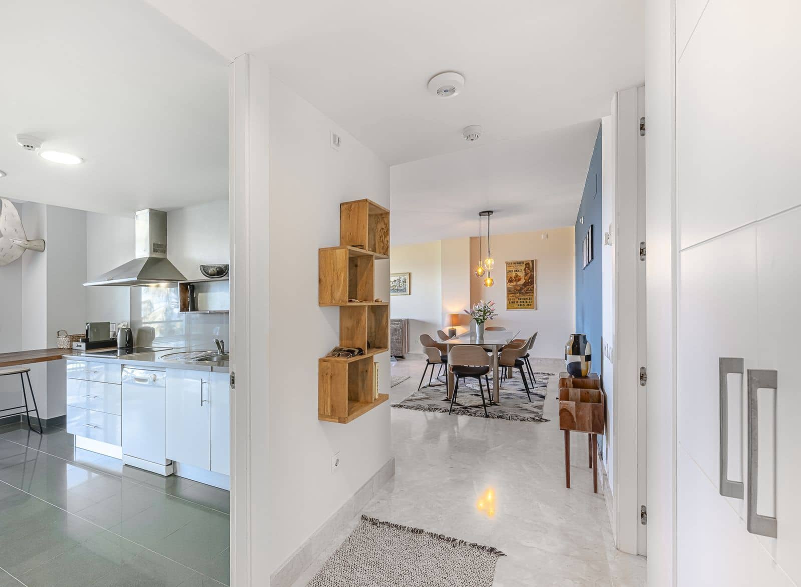 3 sypialnia Apartament na sprzedaż w Manilva z basenem garażem - 450 000 € (Ref: 9674587)