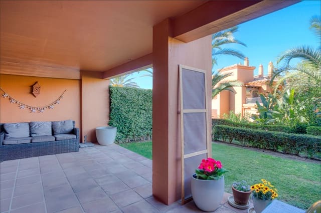 2 chambre Appartement à vendre à Estepona avec piscine - 450 000 € (Ref: 9674668)