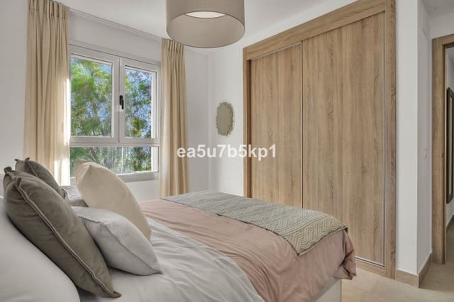 2 Zimmer Penthouse zu verkaufen in Estepona - 475.000 € (Ref: 9677783)