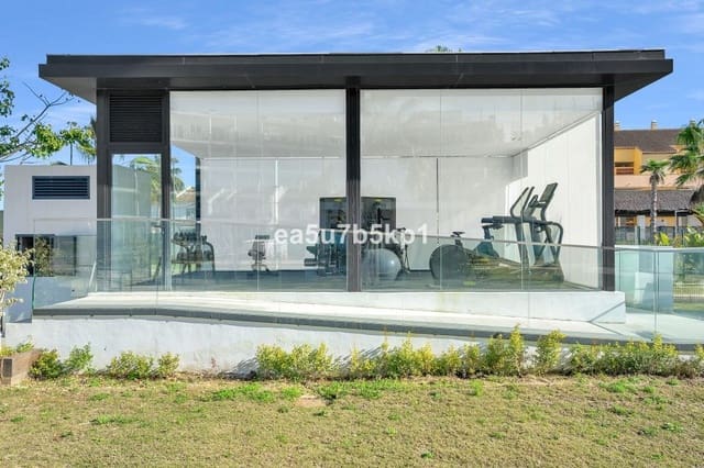 2 quarto Apartamento para venda em Manilva com piscina - 350 000 € (Ref: 9677800)