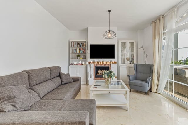 3 soveværelse Lejlighed til salg i Riviera del Sol, Mijas med swimmingpool - € 375.000 (Ref: 9677814)