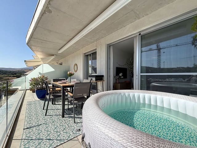 3 quarto Apartamento para venda em Estepona com piscina - 359 000 € (Ref: 9680542)