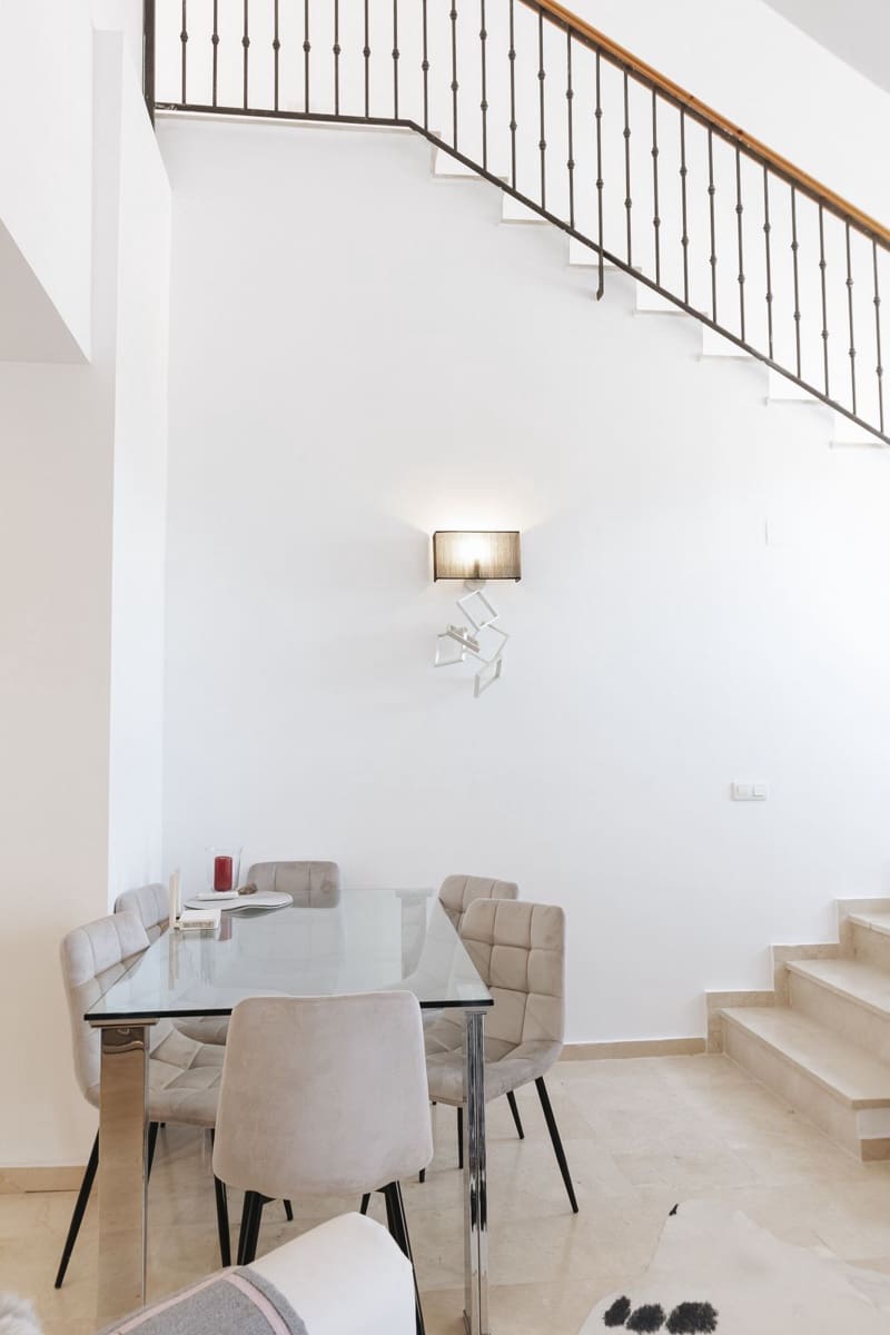 4 soveværelse Penthouse til salg i Manilva med swimmingpool garage - € 450.000 (Ref: 9682498)