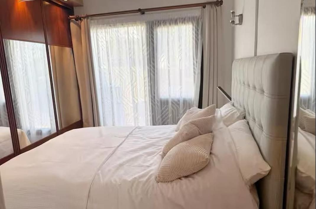 2 soverom Leilighet til salgs i Estepona med svømmebasseng garasje - € 500 000 (Ref: 9682626)