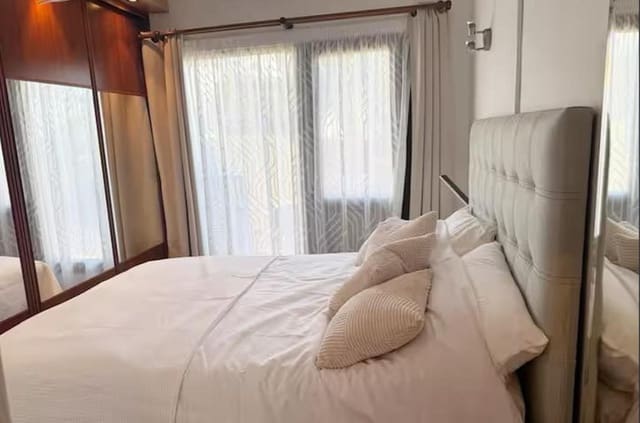 2 soverom Leilighet til salgs i Estepona med svømmebasseng garasje - € 500 000 (Ref: 9682626)