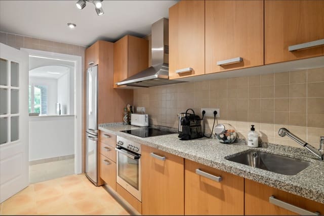 2 sypialnia Apartament na sprzedaż w Benahavís z basenem garażem - 455 000 € (Ref: 9683168)