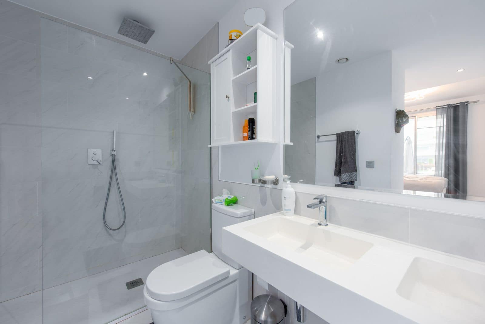 2 slaapkamer Appartement te koop in Estepona met zwembad - € 429.000 (Ref: 9683183)