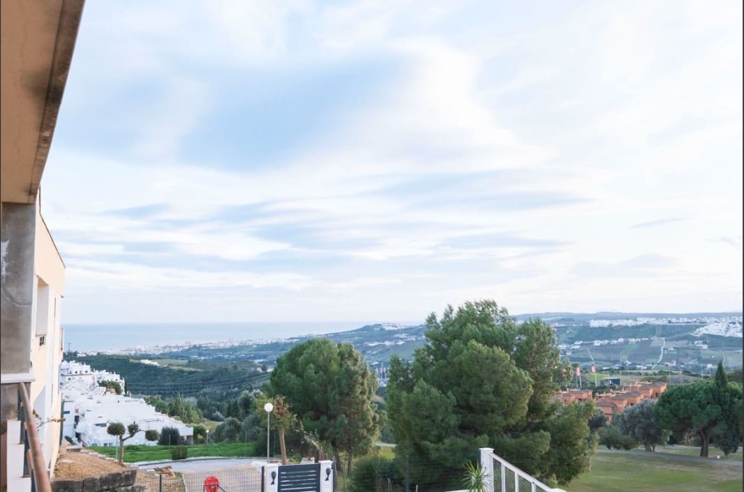 Apartamento de 3 habitaciones en Casares en venta con piscina - 316.000 € (Ref: 9683259)