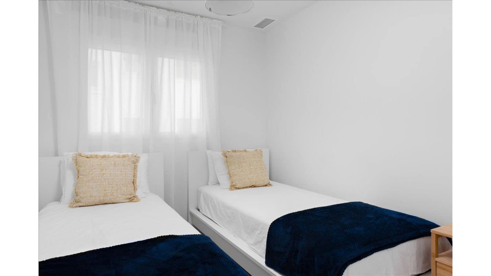 2 makuuhuone Huoneisto myytävänä paikassa Estepona mukana uima-altaan - 400 000 € (Ref: 9683477)