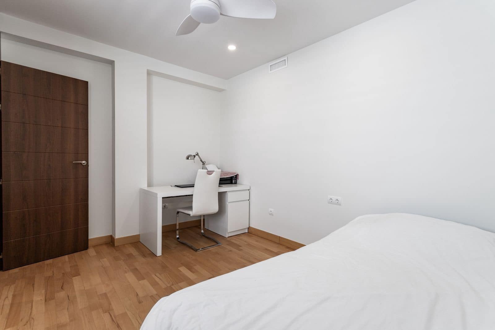 2 sypialnia Apartament na sprzedaż w La Cala de Mijas z basenem garażem - 359 000 € (Ref: 9686794)