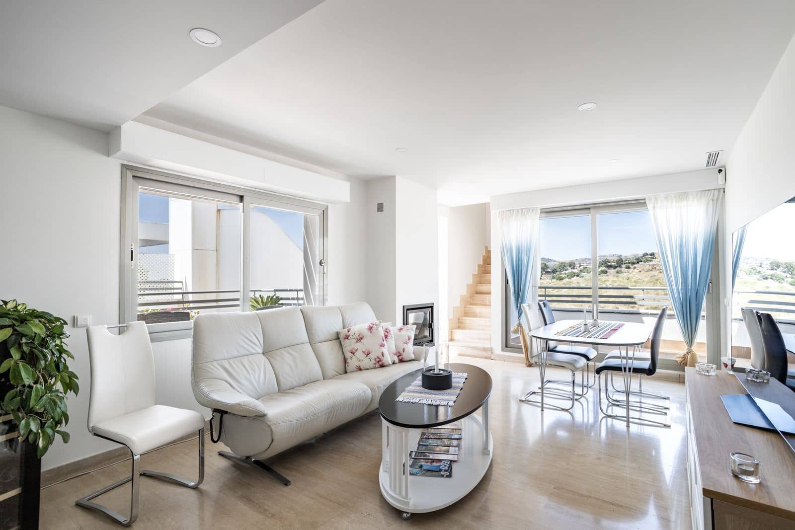 2 sypialnia Apartament na sprzedaż w La Cala de Mijas z basenem garażem - 359 000 € (Ref: 9686794)