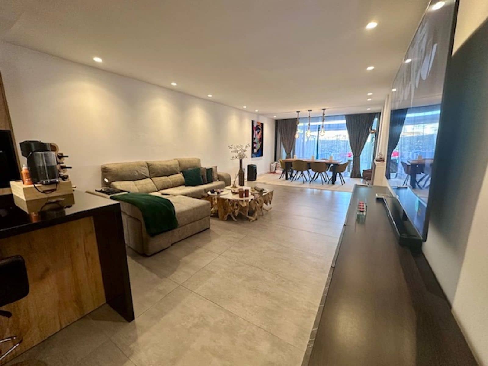 2 quarto Apartamento para venda em Estepona com piscina garagem - 450 000 € (Ref: 9687242)