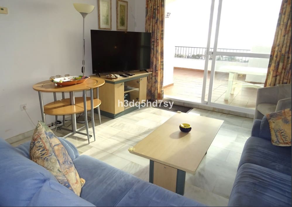 3 soverom Penthouse til salgs i Malaga by med svømmebasseng - € 480 000 (Ref: 9713521)