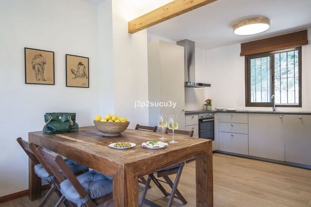 3 soveværelse Semi-Rækkehus til salg i Casares med swimmingpool garage - € 295.000 (Ref: 9727477)