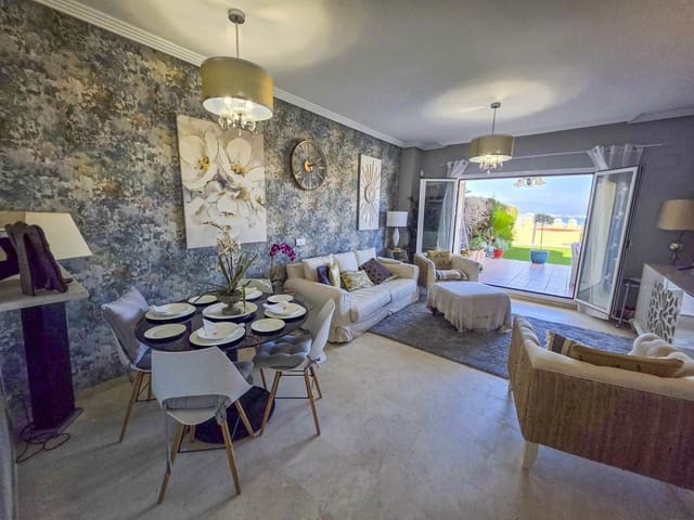 3 chambre Appartement à vendre à La Duquesa / Puerto de la Duquesa, Manilva avec piscine - 375 000 € (Ref: 9733601)