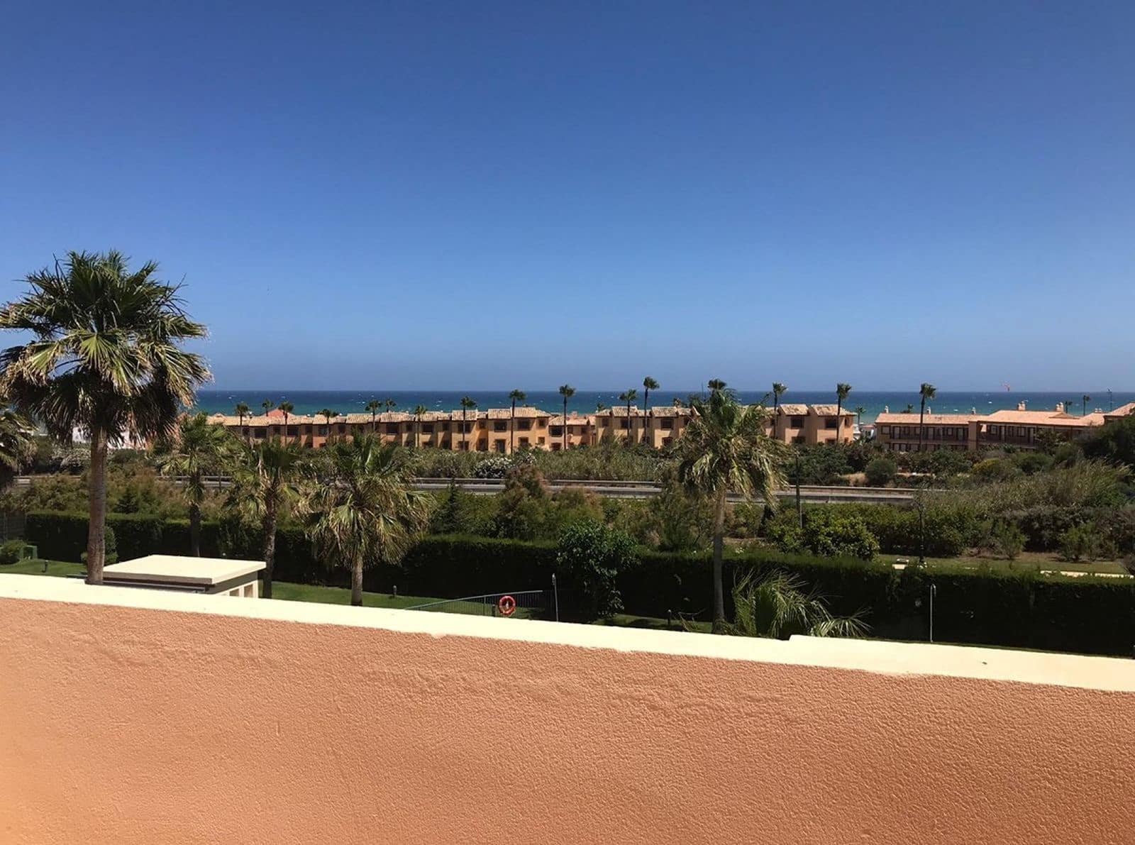 3 bedroom Penthouse for sale in Manilva with pool garage - € 369,500 (Ref: 9736250)