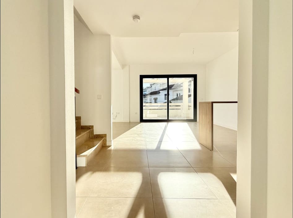 3 soverom Hus til salgs i Atalaya-Isdabe med svømmebasseng garasje - € 495 000 (Ref: 9740223)