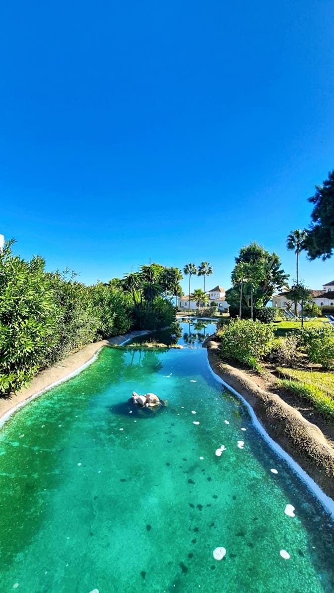 3 sovrum Takvåning till salu i La Duquesa / Puerto de la Duquesa med pool - 395 000 € (Ref: 9742967)