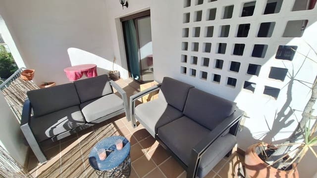 2 bedroom Apartment for sale in La Duquesa / Puerto de la Duquesa, Manilva with pool - € 345,000 (Ref: 9742968)