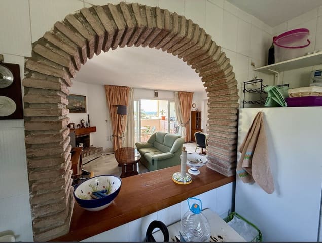 2 chambre Penthouse à vendre à Calahonda, Mijas avec piscine - 379 000 € (Ref: 9744299)