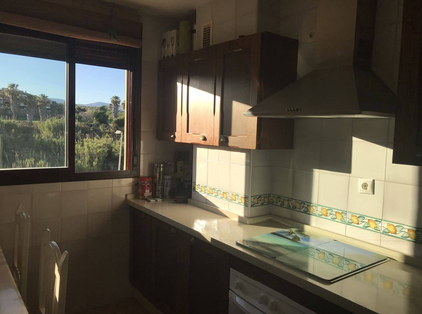 3 soveværelse Penthouse til salg i Manilva med swimmingpool garage - € 369.500 (Ref: 9744319)