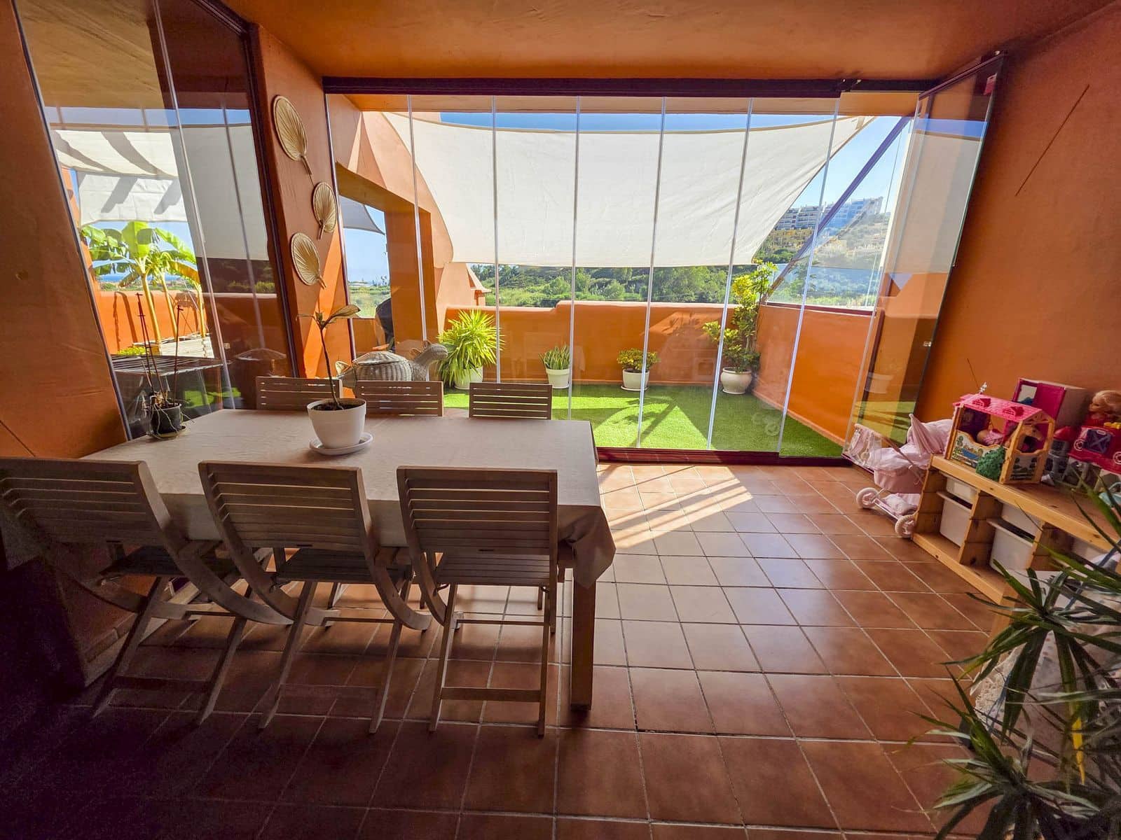 3 Zimmer Apartment zu verkaufen in La Duquesa / Puerto de la Duquesa mit Pool - 480.000 € (Ref: 9744320)