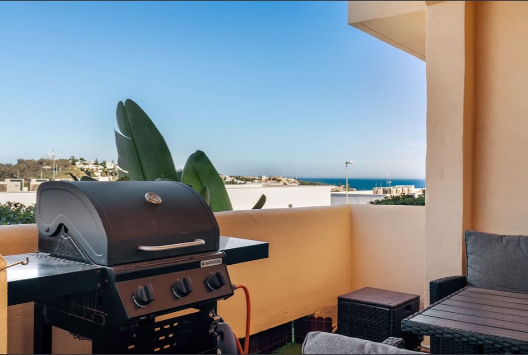 Apartamento de 2 habitaciones en La Cala de Mijas en venta con piscina garaje - 359.000 € (Ref: 9745093)