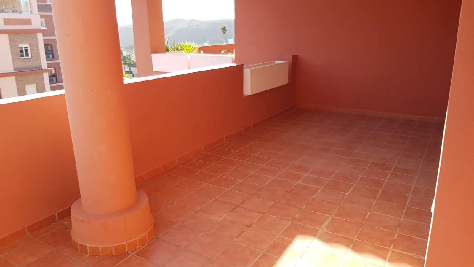 2 sovrum Lägenhet till salu i Manilva med pool - 265 000 € (Ref: 9745111)