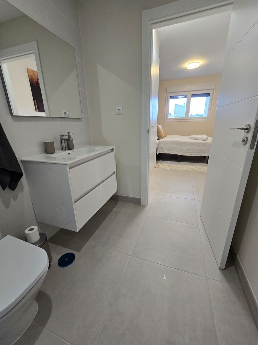 2 sovrum Lägenhet till salu i Estepona med pool garage - 395 000 € (Ref: 9745126)