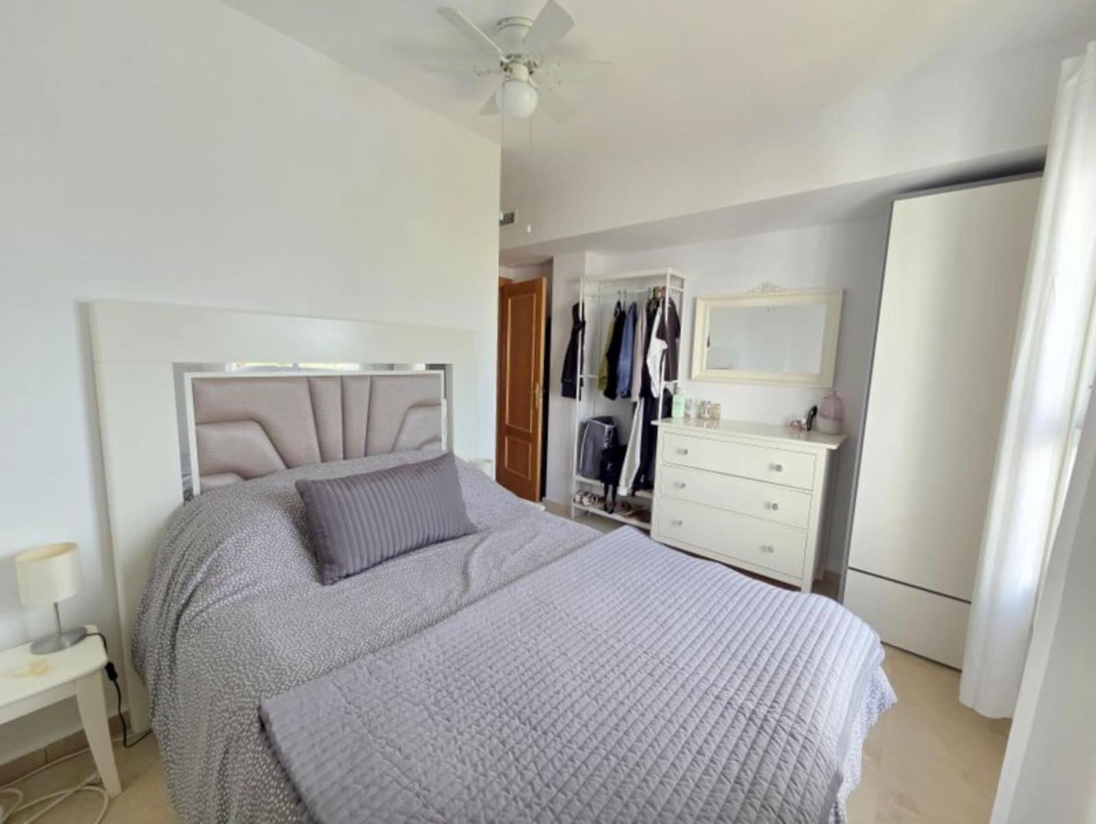 2 chambre Appartement à vendre à La Duquesa / Puerto de la Duquesa avec piscine - 279 000 € (Ref: 9745880)