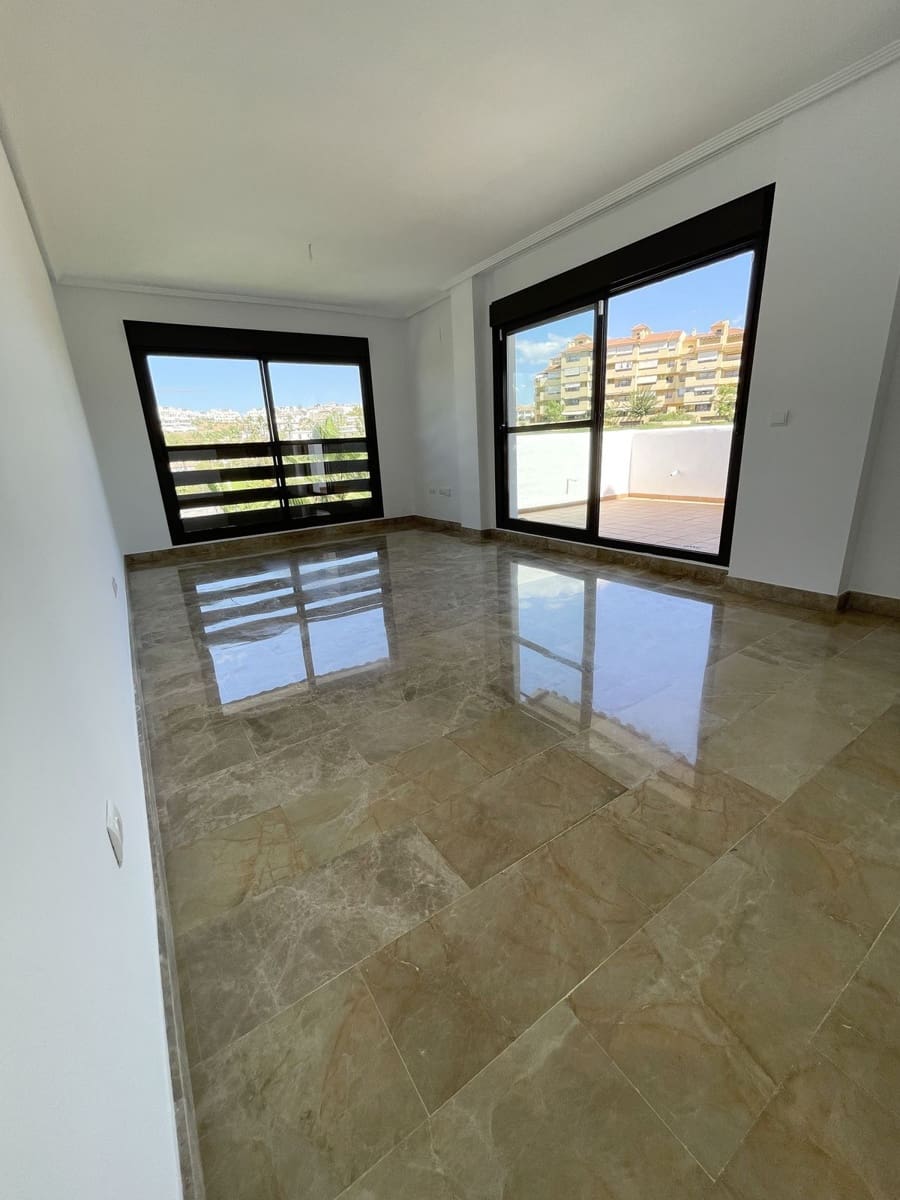 3 bedroom Apartment for sale in New Golden Mile with pool - € 450,000 (Ref: 9746668)