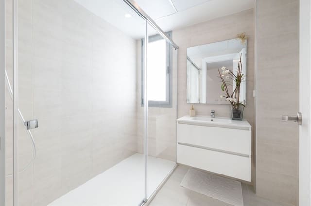 2 sovrum Lägenhet till salu i Estepona med pool - 495 000 € (Ref: 9747099)