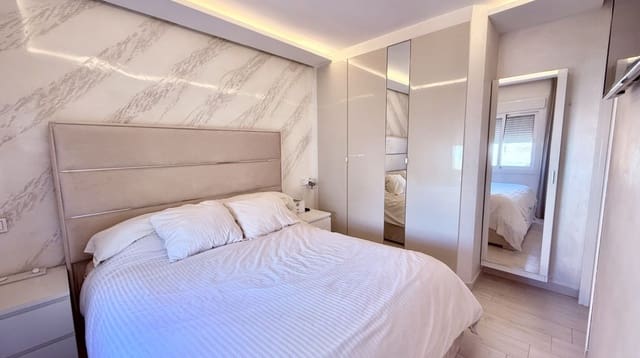 Apartamento de 3 habitaciones en La Cala de Mijas, Mijas en venta - 444.000 € (Ref: 9747119)