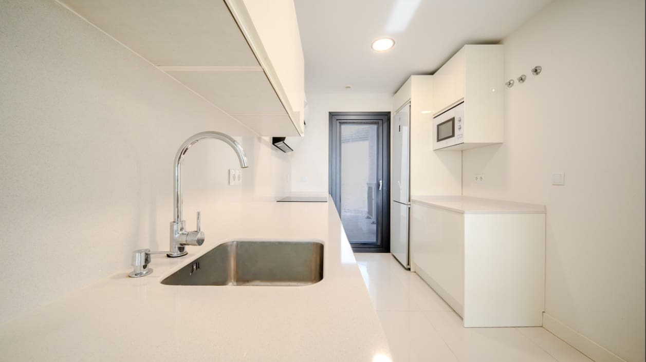 2 Zimmer Apartment zu verkaufen in Manilva mit Pool - 329.000 € (Ref: 9747219)