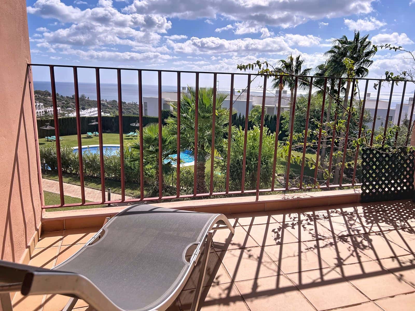 2 chambre Appartement à vendre à Manilva avec piscine garage - 439 000 € (Ref: 9749258)