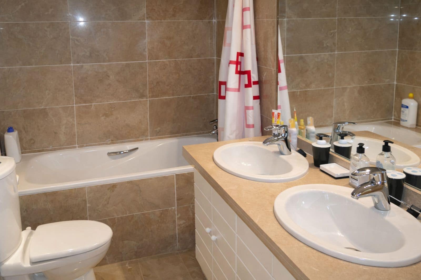 3 sypialnia Apartament na sprzedaż w Riviera del Sol z basenem garażem - 510 000 € (Ref: 9761273)