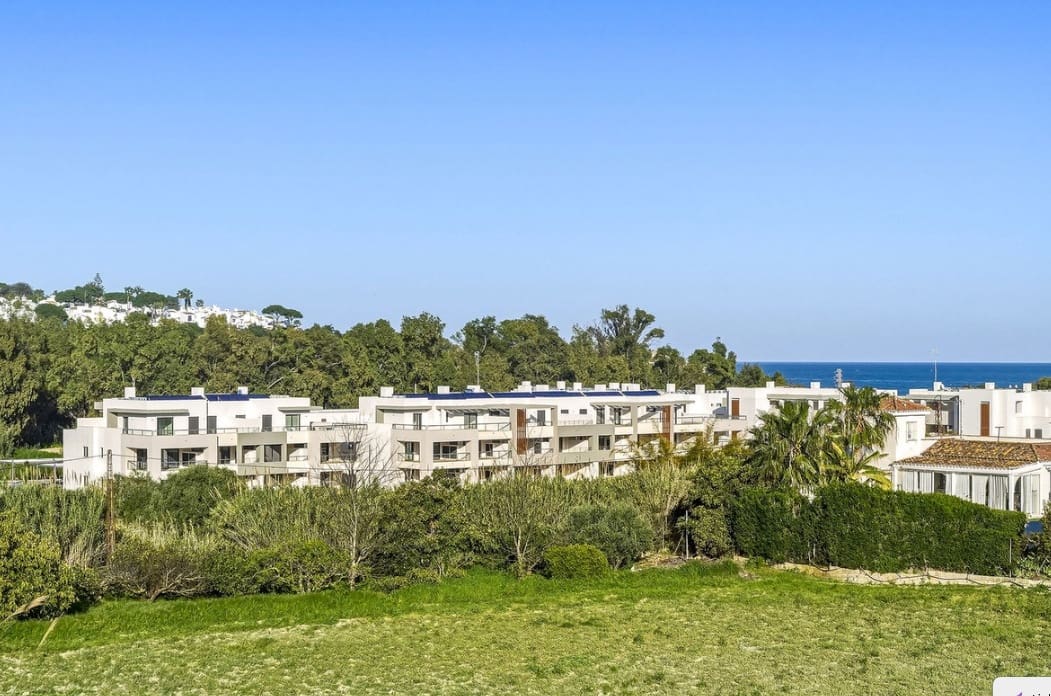 3 Zimmer Apartment zu verkaufen in Casares mit Pool - 450.000 € (Ref: 9761346)