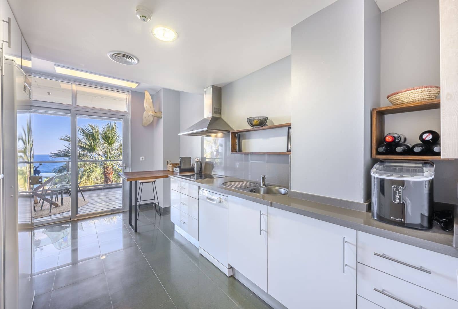 3 slaapkamer Appartement te koop in Manilva met zwembad garage - € 450.000 (Ref: 9764734)