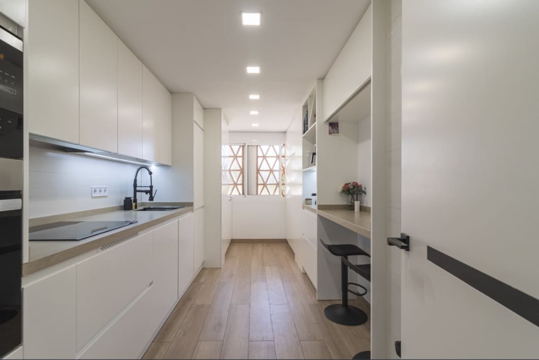 2 Zimmer Apartment zu verkaufen in New Golden Mile mit Pool - 425.000 € (Ref: 9764745)