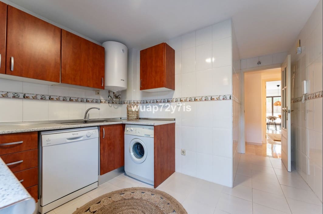 3 slaapkamer Appartement te koop in Costalita met zwembad - € 419.000 (Ref: 9770947)