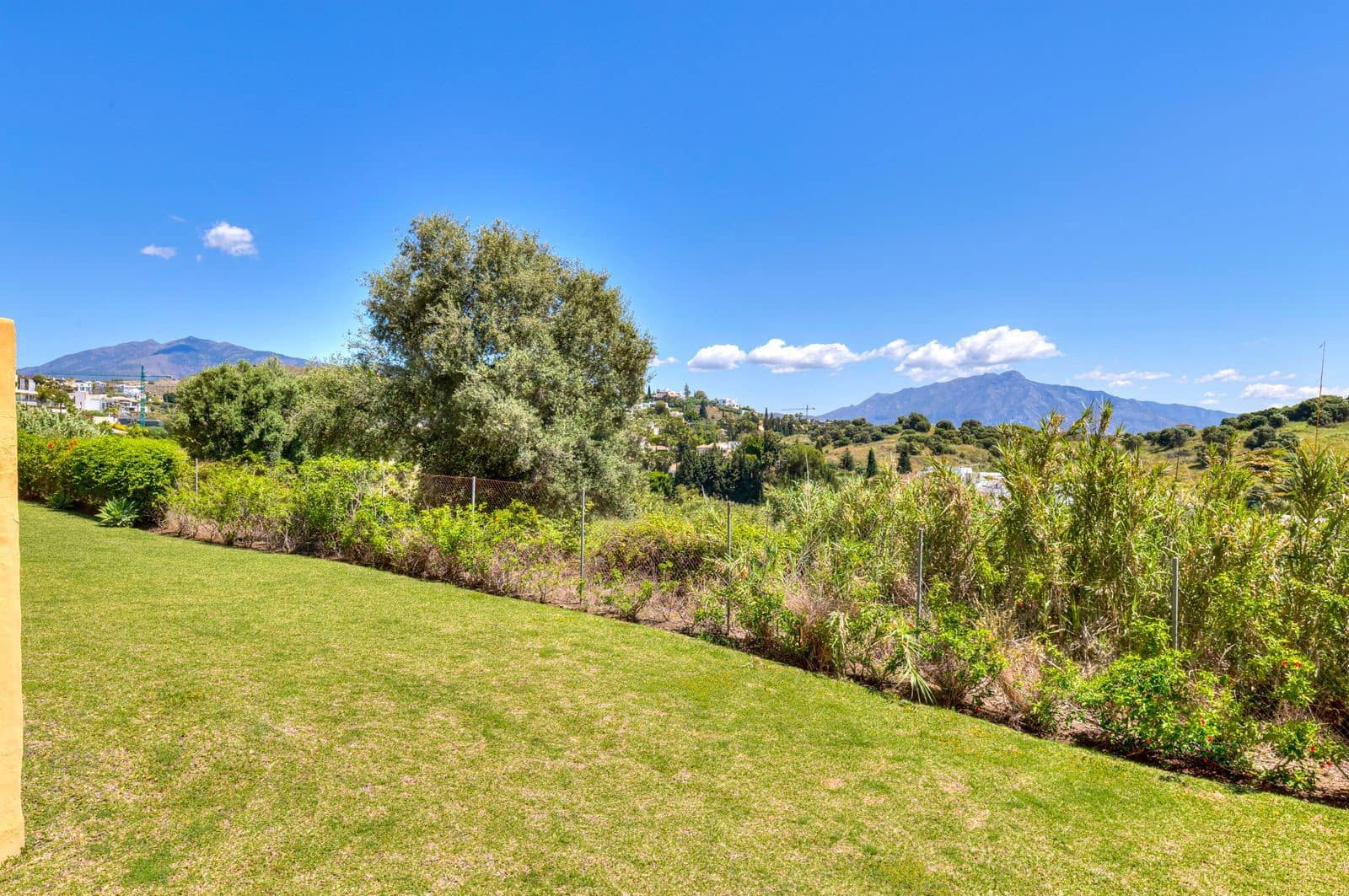 2 Zimmer Apartment zu verkaufen in Bel-Air mit Pool Garage - 299.000 € (Ref: 9771948)