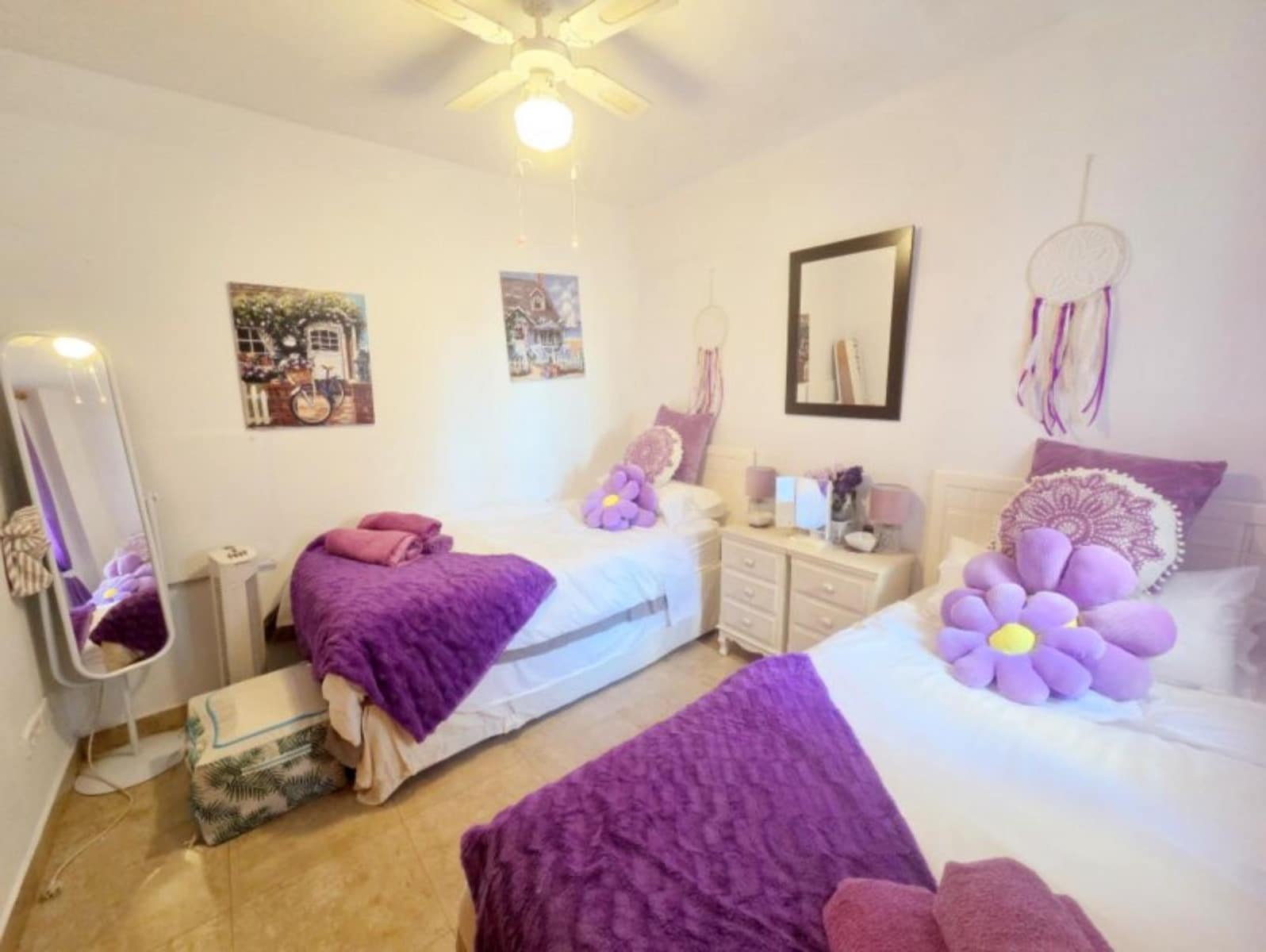 2 quarto Apartamento para venda em La Duquesa / Puerto de la Duquesa com piscina - 265 000 € (Ref: 9774382)