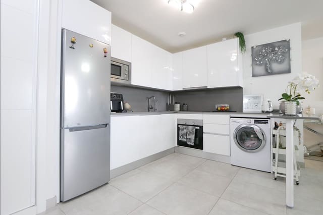 3 soveværelse Lejlighed til salg i La Cala de Mijas, Mijas med swimmingpool - € 499.000 (Ref: 9778553)